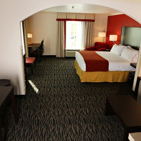 Holiday Inn Express Hotel & Suites - Sumter By Ihg Zewnętrze zdjęcie